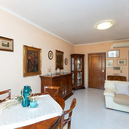Casa Lu By In Rome